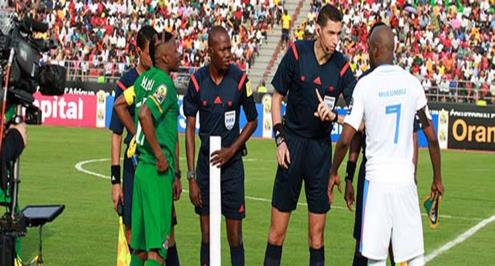 بالفيديو.. الكونغو.. عرضيات خطيرة.. ودفاع يسهل اختراقه